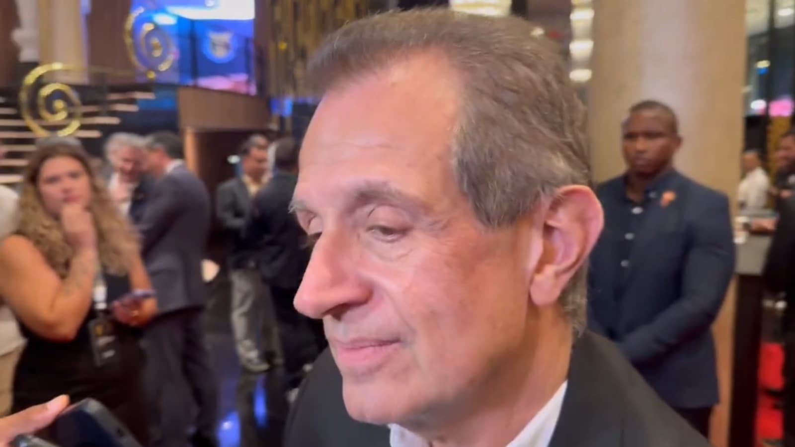 Bap atendendo a imprensa no Prêmio Brasileirão