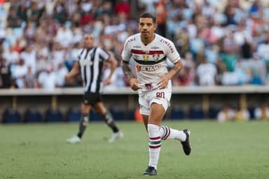David Terans em ação pelo Fluminense