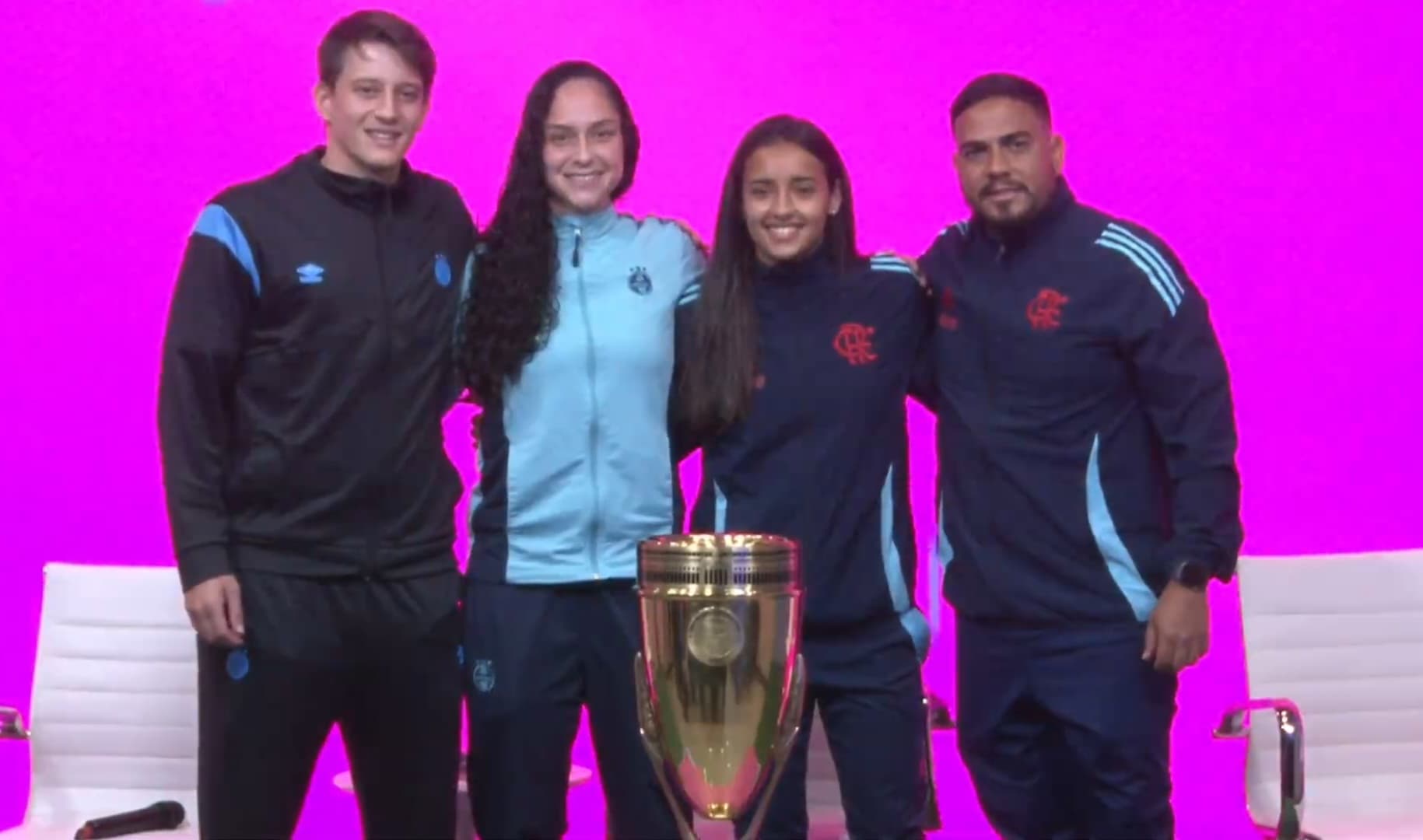 Flamengo participa de coletiva antes de final da Copinha