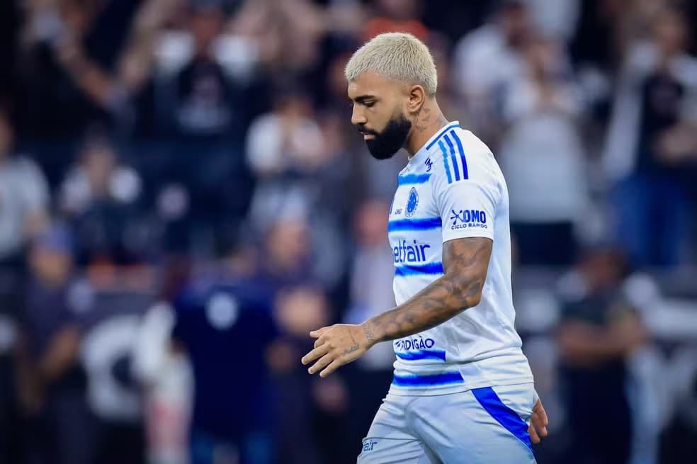 Gabigol perdeu pênalti em eliminação do Cruzeiro