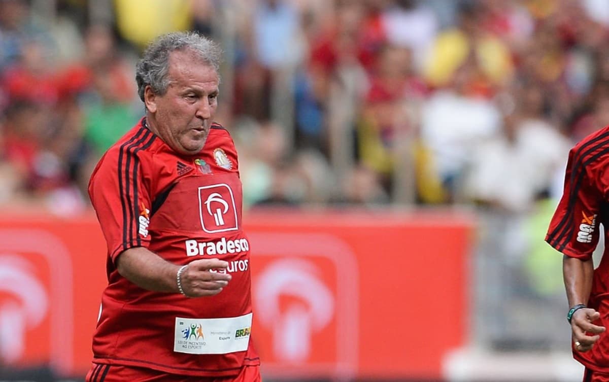 Zico em ação no Jogo das Estrelas