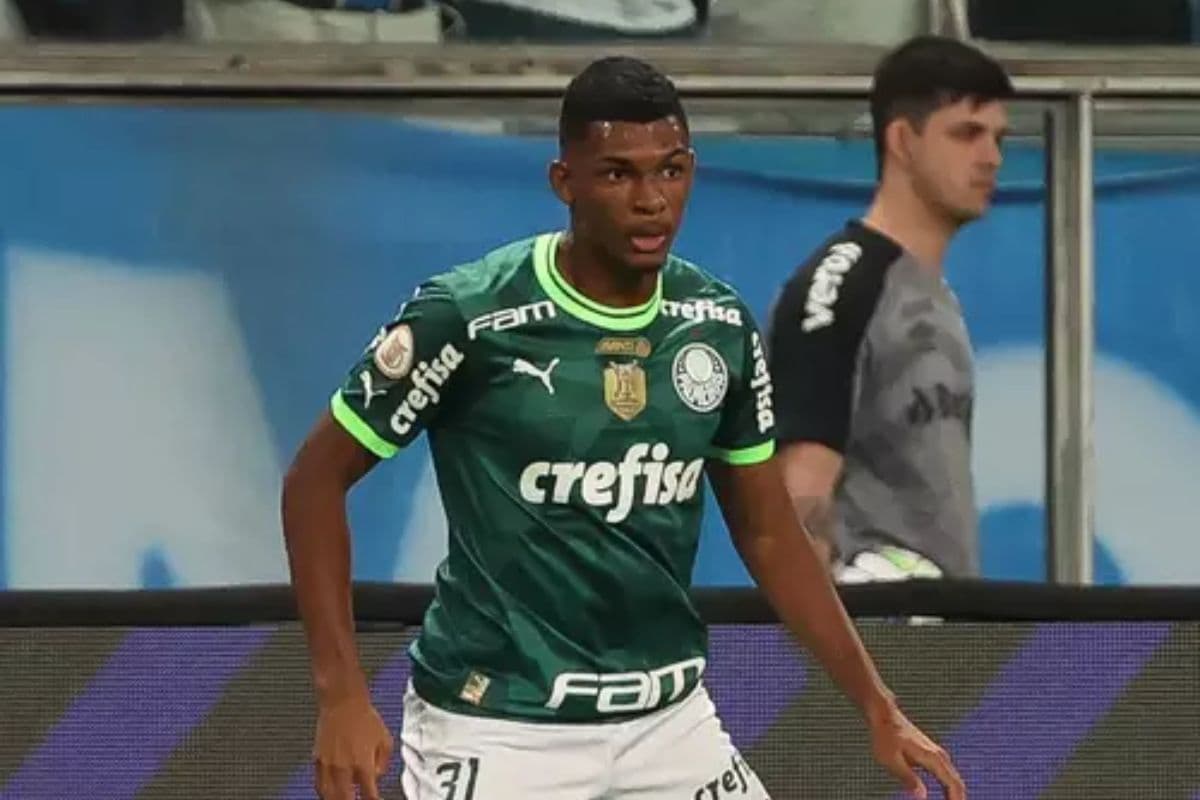 Luís Guilherme, jogador revelado na base do Palmeiras