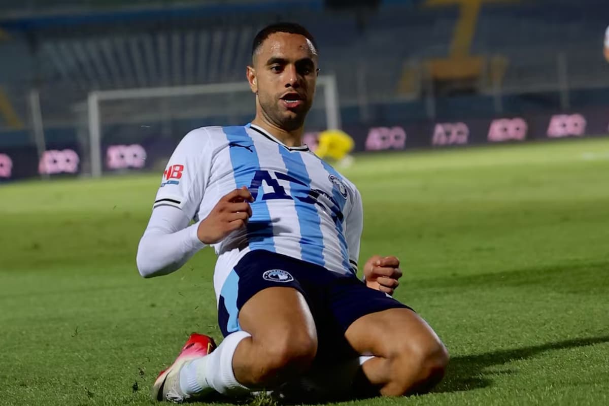 Mohamed Chibi comemorando gol do Pyramids