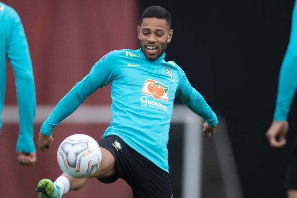 Renan Lodi, lateral da Seleção Brasileira