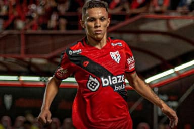 Yuri Alves, joia do Atlético-GO