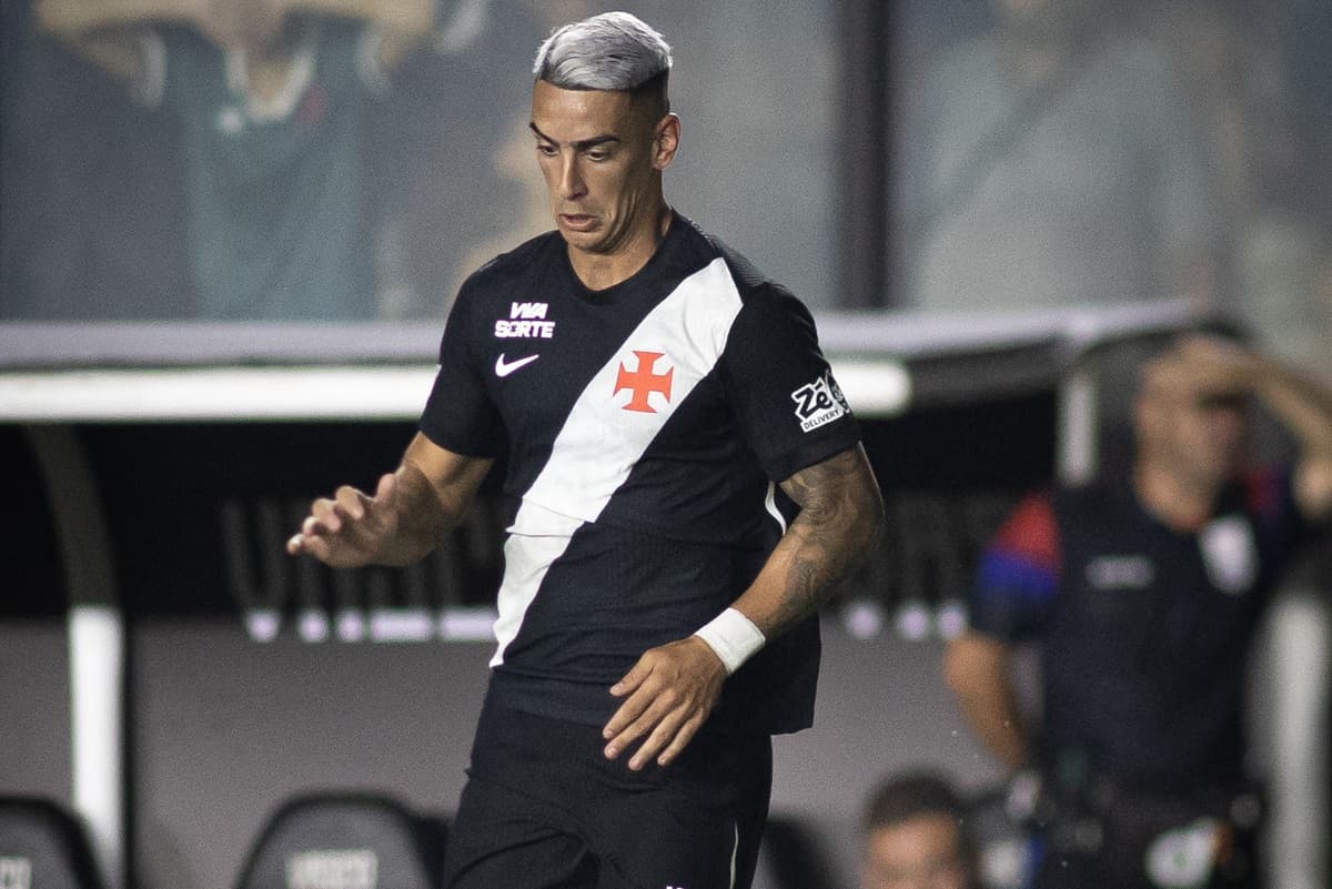 Puma Rodríguez, do Vasco, não conseguiu evitar o empate com o Nova Iguaçu no Carioca