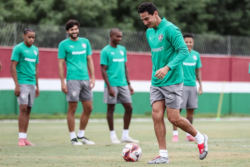 Ganso no treino do Fluminense