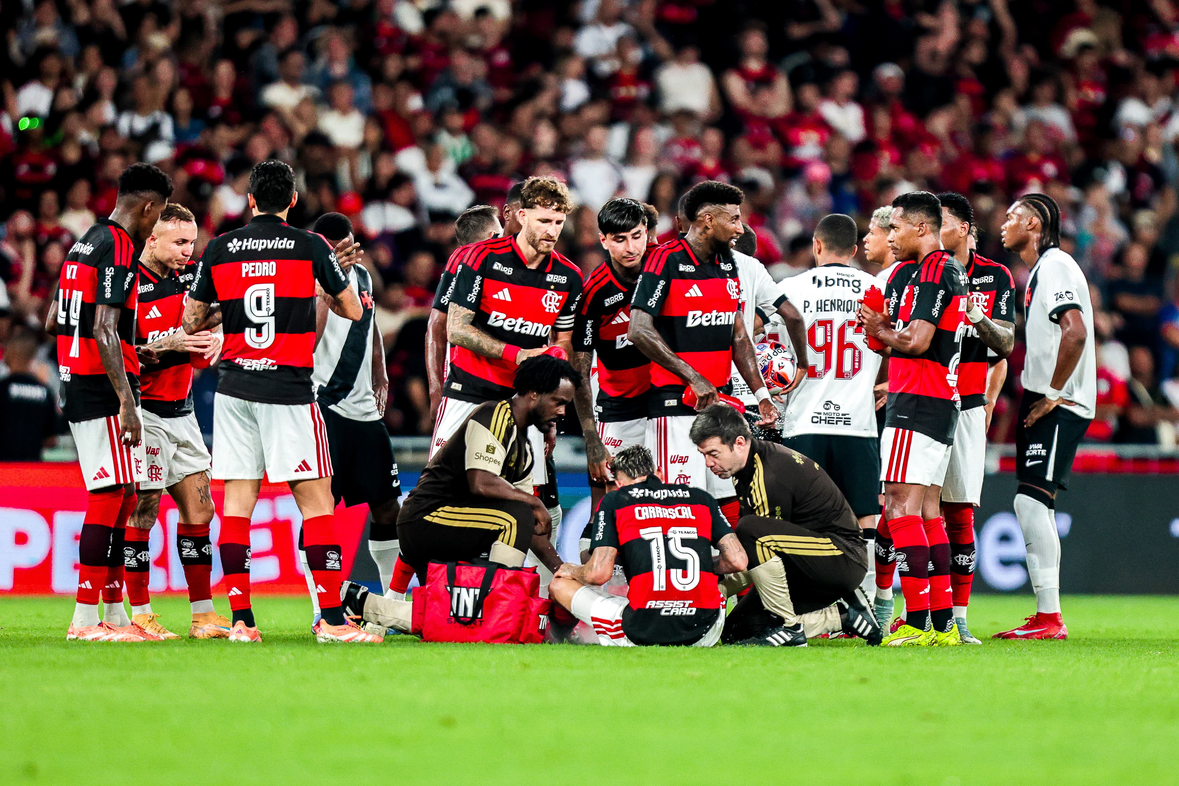 Áudio do VAR em lance de expulsão de Cauan Barros em Flamengo x Vasco foi divulgado pela Ferj