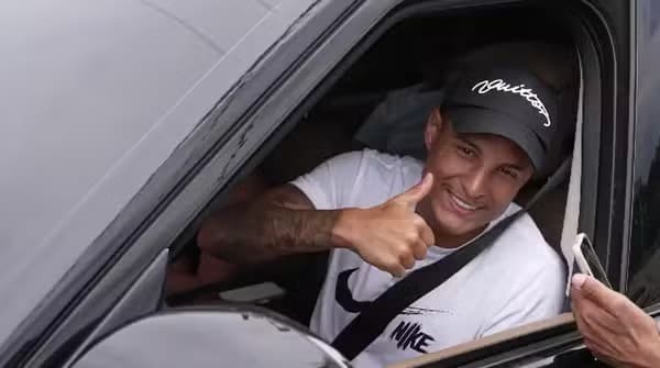 Guilherme Arana se despede do Atlético após acerto com Fluminense