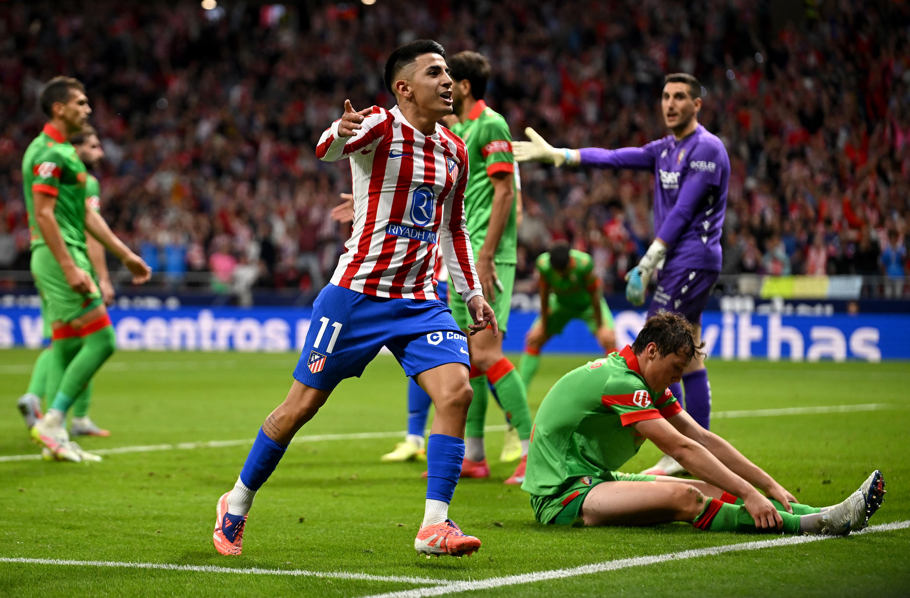 Thiago Almada comemora gol pelo Atlético de Madrid