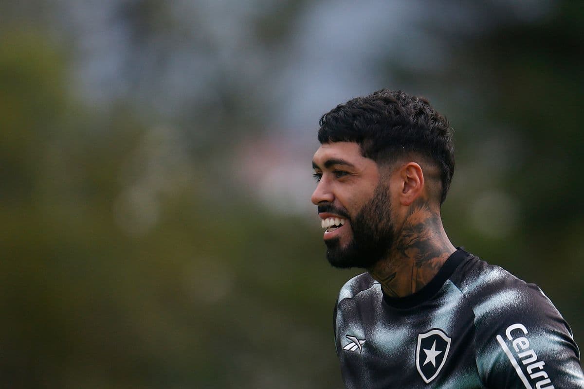 Alexander Barboza, zagueiro do Botafogo