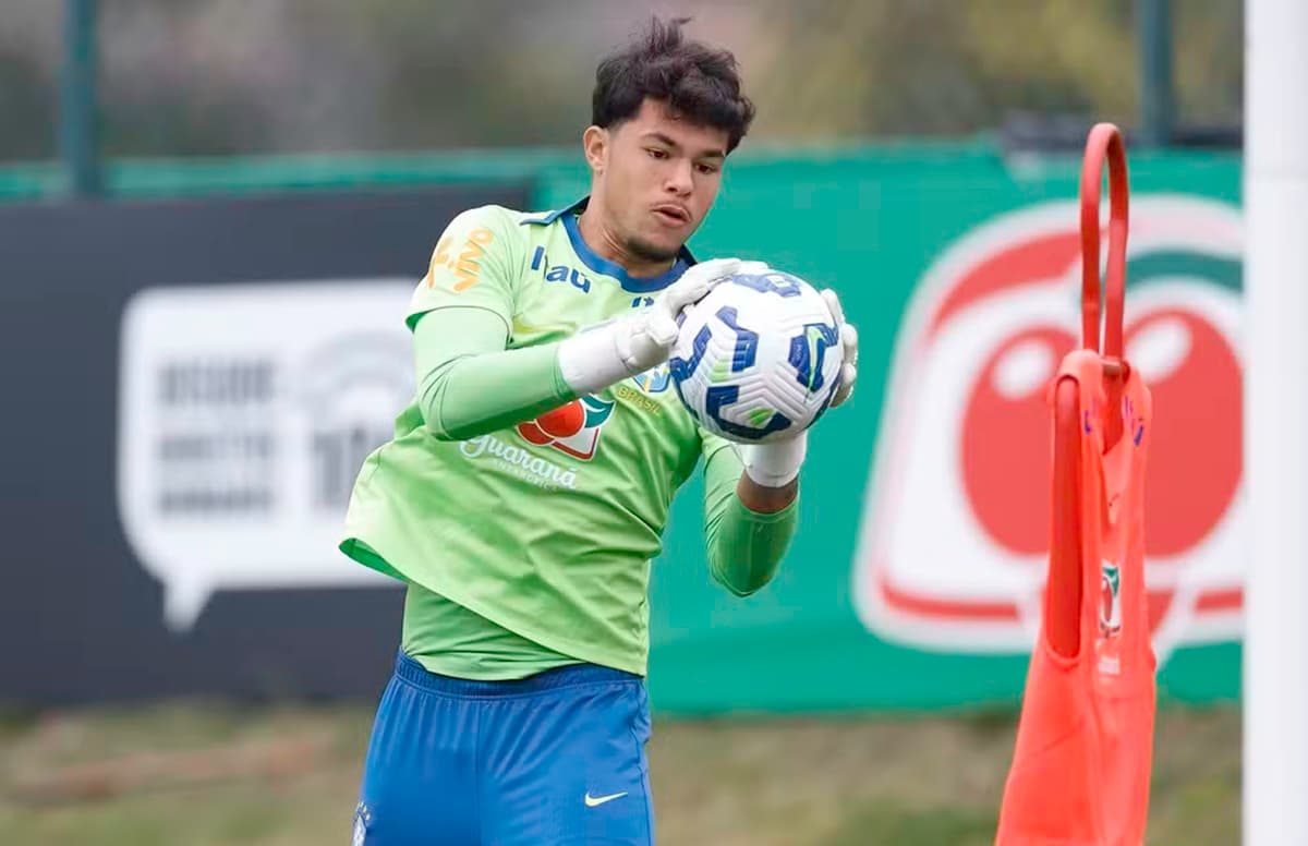 Bruno Samudio foi um dos incluídos na convocação do Brasil Sub-16 para um período de treinos na Granja Comary