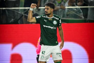 Flaco López, atacante do Palmeiras