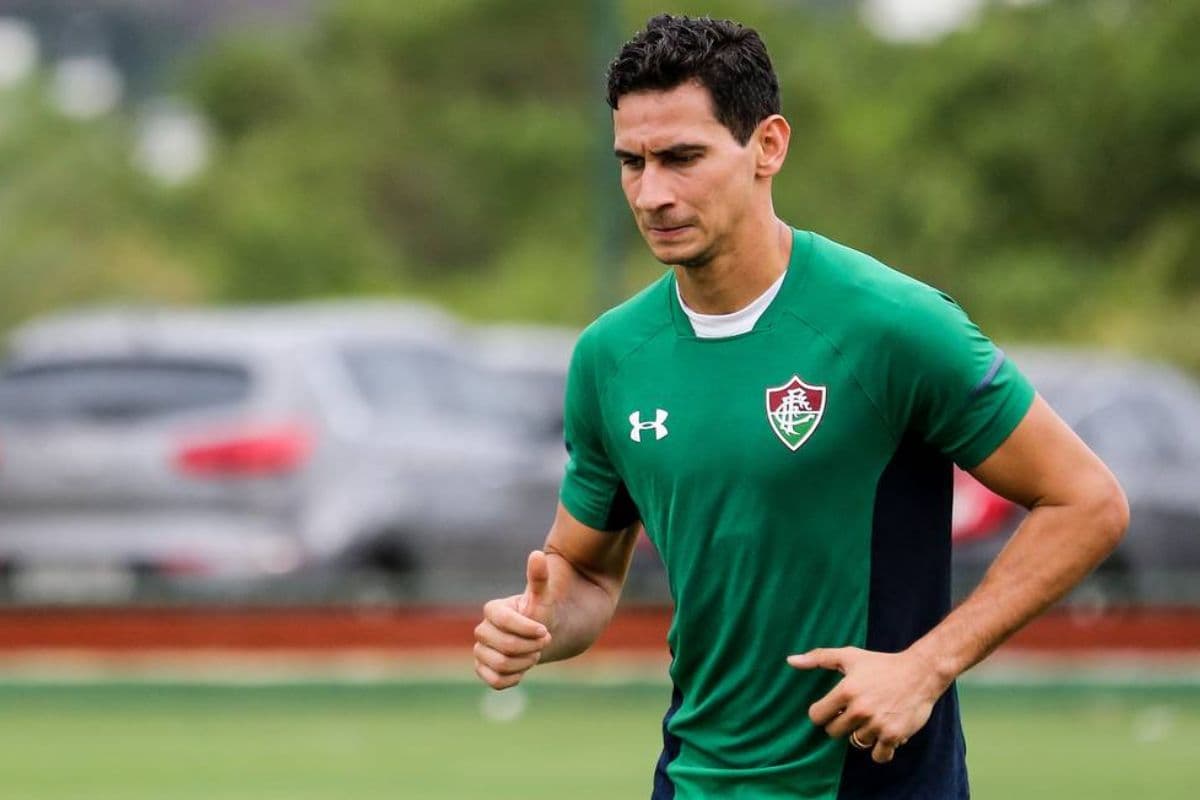 Ganso, meia do Fluminense, durante treino
