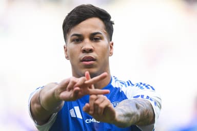 Kaio Jorge faz o 'K' para comemorar gol