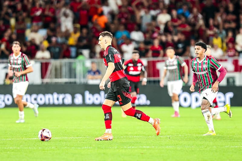 Léo Ortiz em Flamengo x Fluminense