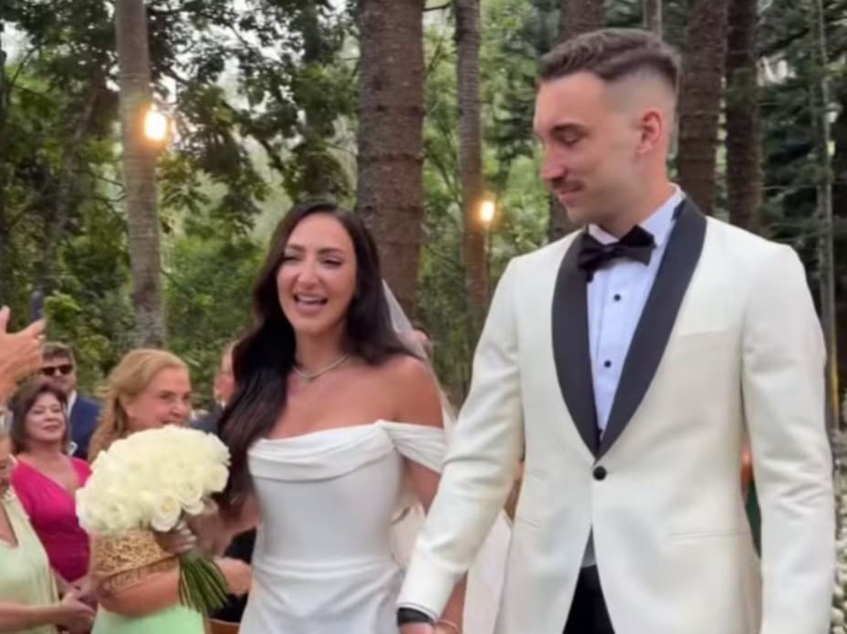 Léo Ortiz, do Flamengo, e Maitê Lo Sardo se casam no religioso em fazenda no interior de SP