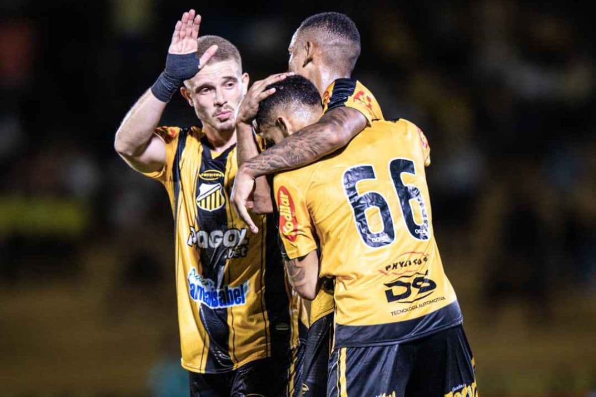 Novorizontino 4x0 Palmeiras