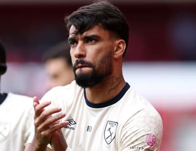 Paquetá durante aquecimento do West Ham para enfrentar o Nottingham Forest