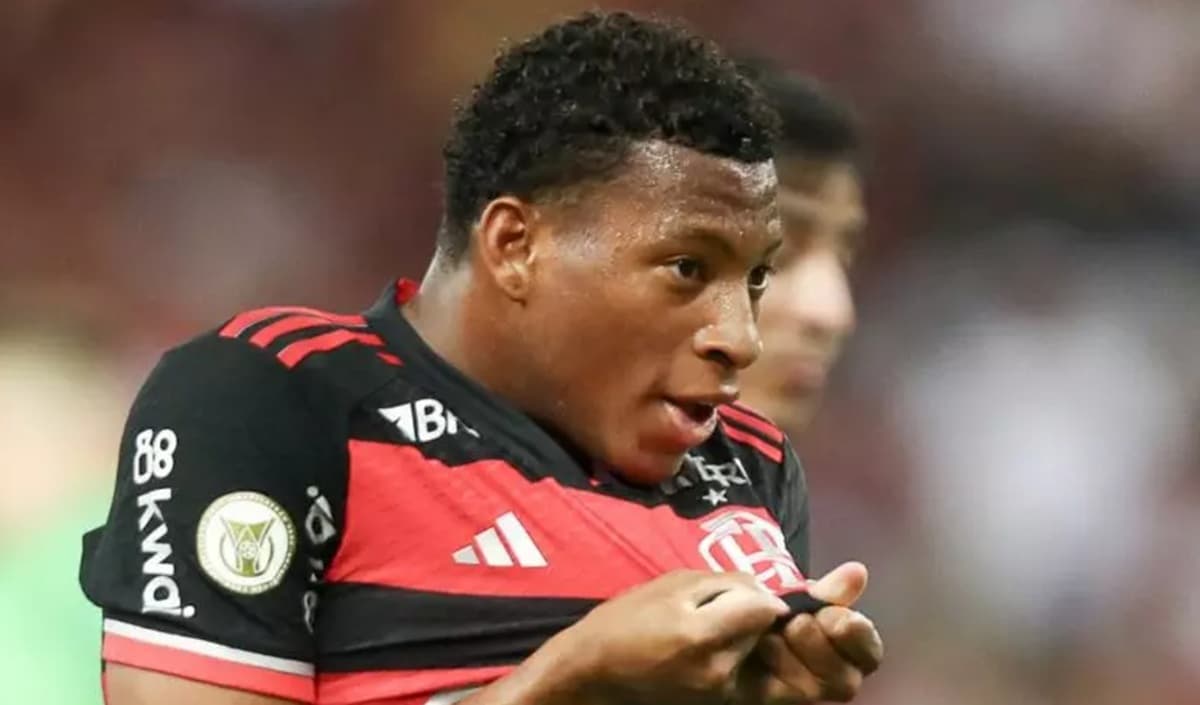 Plata comemora gol pelo Flamengo