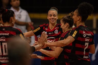 Sesc Flamengo venceu o Osasco e manteve a liderança da Superliga