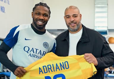 Adriano Imperador com Marcus Thuram, da Inter