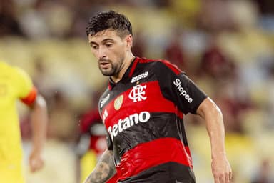 Arrascaeta durante Flamengo x Madureira
