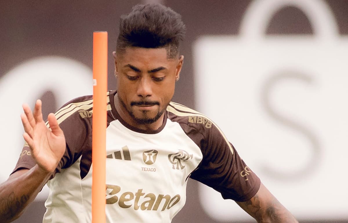Bruno Henrique em treino do Flamengo