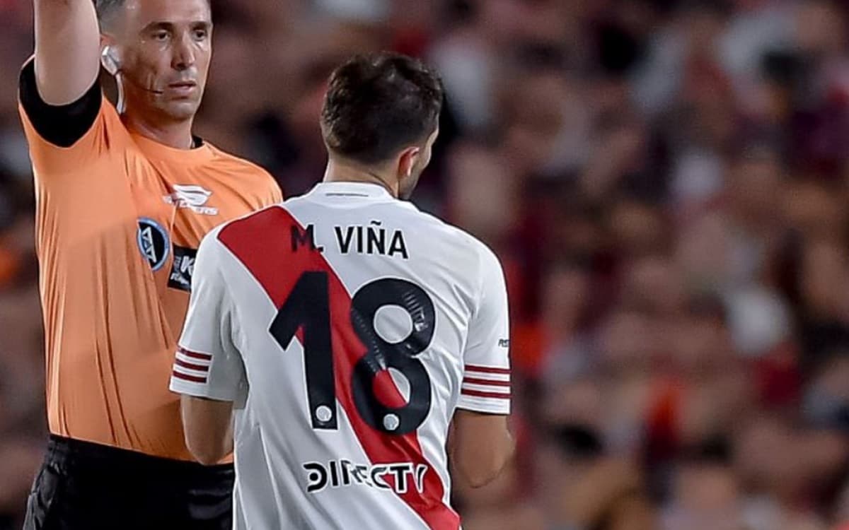 Matías Viña, ex-Flamengo, expulso no River Plate