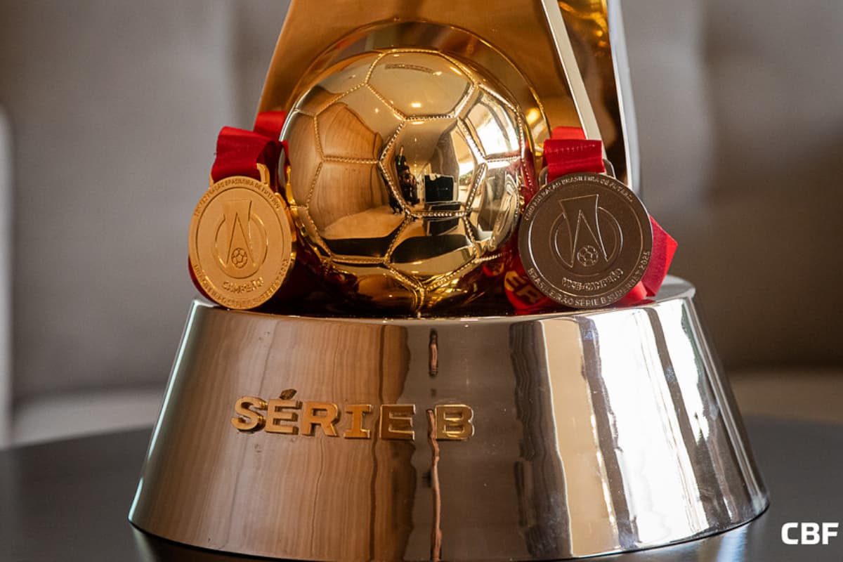 Troféu e medalhas da Série B do Brasileirão