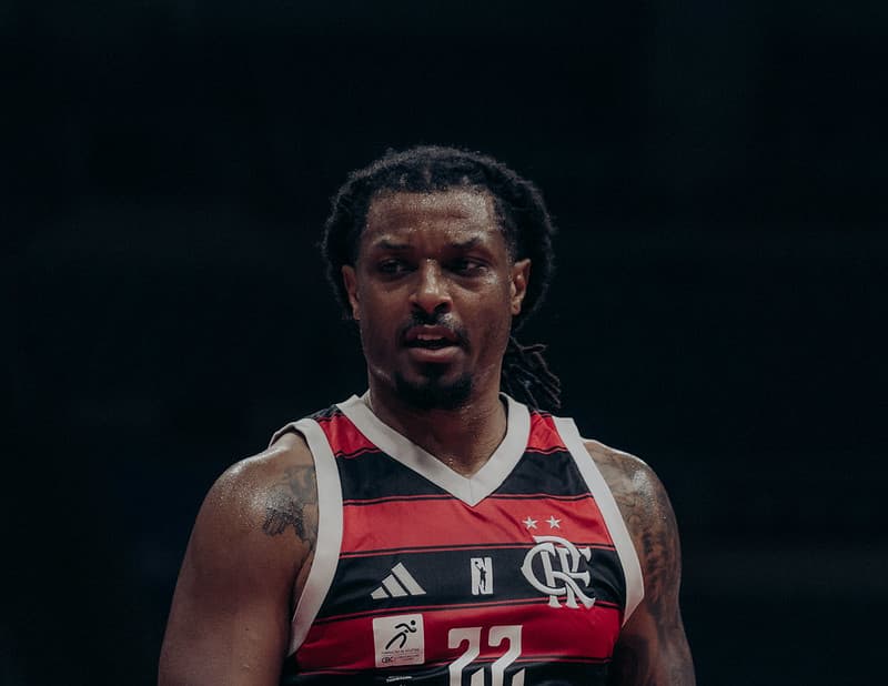 Shaq Johnson em quadra pelo FlaBasquete