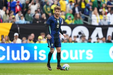 Léo Pereira na Seleção Brasileira