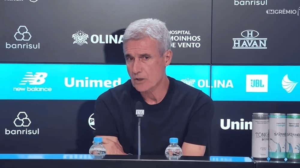 Luís Castro na coletiva pós-Grêmio x Internacional