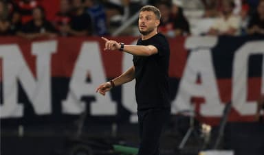 Martín Anselmi durante a derrota do Botafogo para o Flamengo