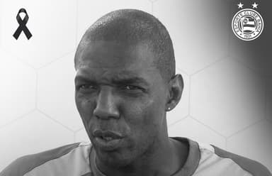 Arte de luto do Bahia com foto de Reinaldo Aleluia, que morreu aos 53 anos, quando jogava no tricolor