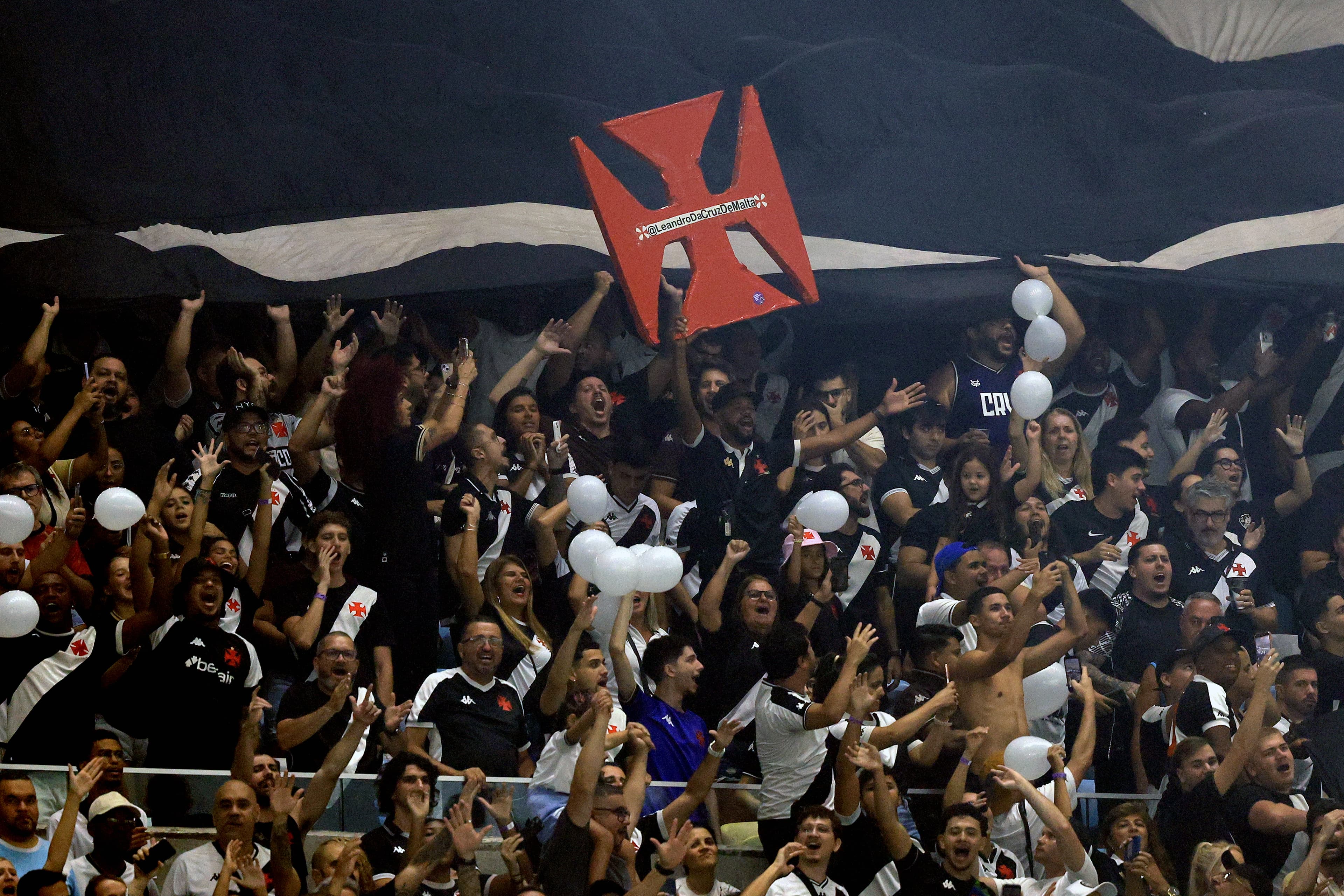 Festa da torcida do Vasco no Maracanã