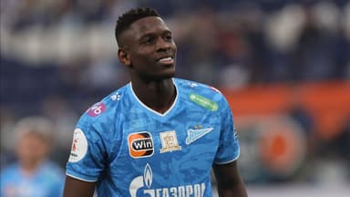 Luiz Henrique pelo  Zenit