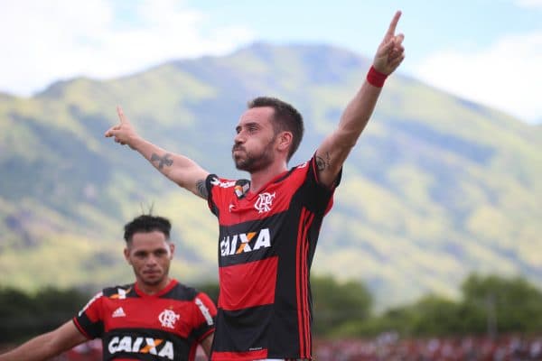 Mancuello surpreende e acerta retorno para ex-clube