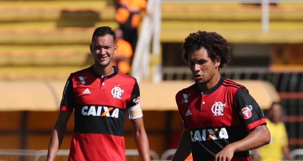 arão rever flamengo