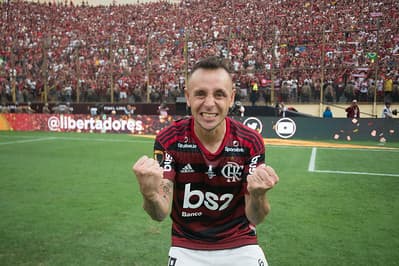Rafinha comemora Libertadores pelo Flamengo