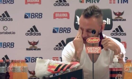 flamengo rafinha chorando