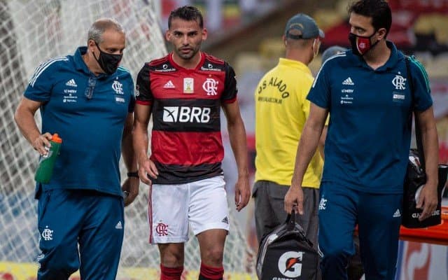 flamengo Thiago Maia lesionado