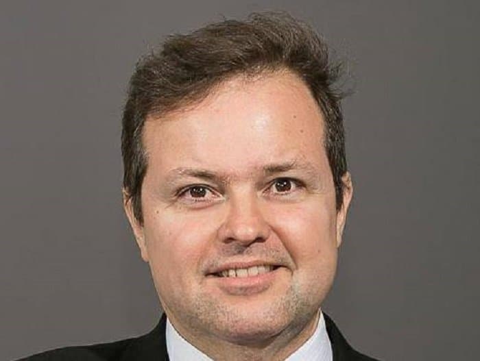 candidato a presidência processa Flamengo