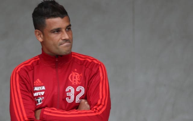 Éderson ataca Flamengo