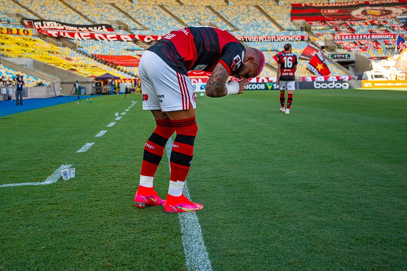 Gabigol Média de cartões