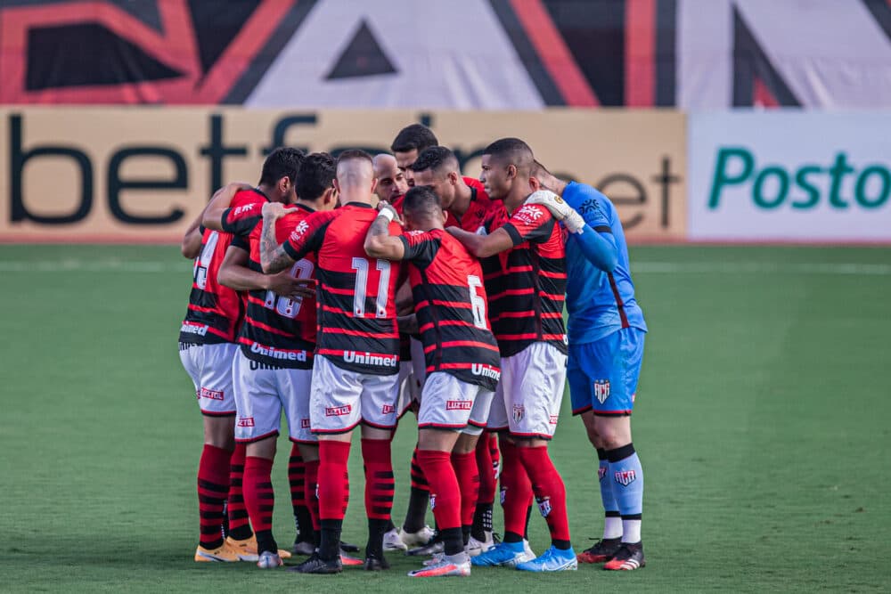 flamengo atletico go cesar