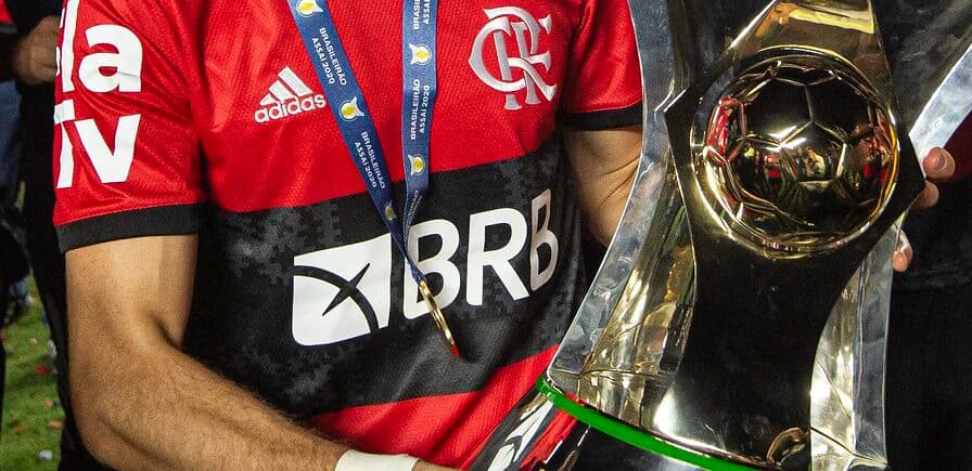 MRN apurou que novo contrato entre Flamengo e BRB, que ainda precisa passar pelo Conselho, só vai valer até o fim de 2023, mas vai pagar mais