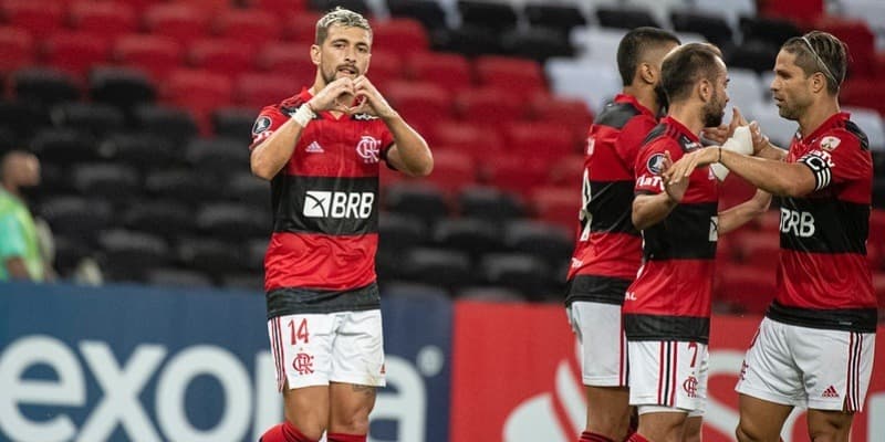 arrascaeta comemora gol pelo flamengo