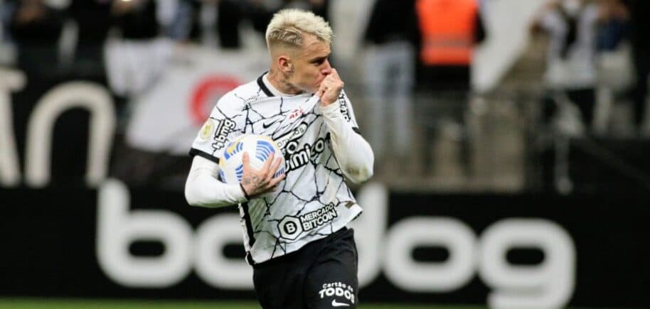 roger guedes corinthians flamengo