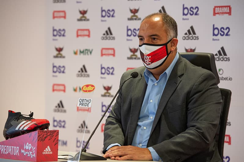 Flamengo acerta renovação de promessa da base